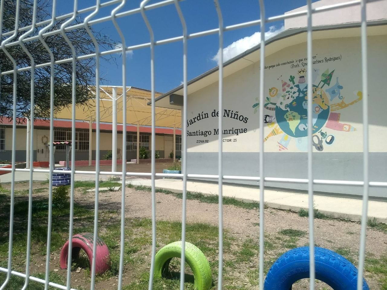 Denuncian vecinos falta de infraestructura educativa en Lagunillas