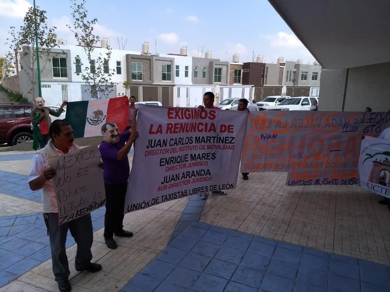 Taxistas denuncian influyentismo en la entrega de concesiones y sanciones “light“ a ejecutivos