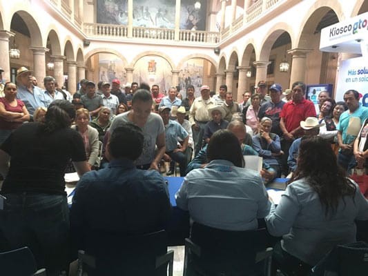 Tras meses de espera, agricultores reciben apoyos por afectaciones