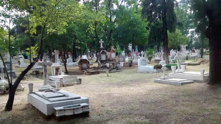 Resguardarán panteones con motivo del Día de las Madres en León