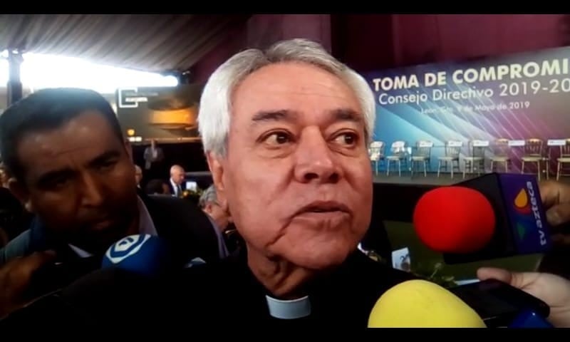 Se debe investigar presunto desfalco millonario en la iglesia católica: Arzobispo de León