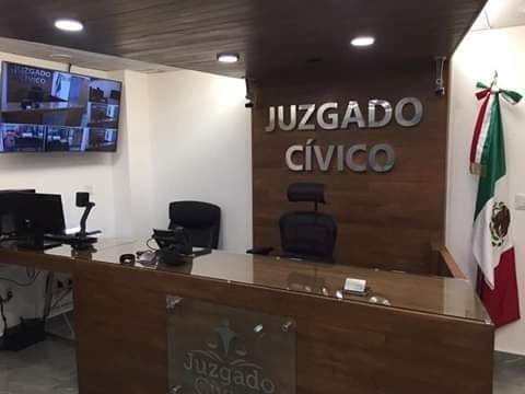 Libran hora de arresto, detenidos optan por servicio comunitario