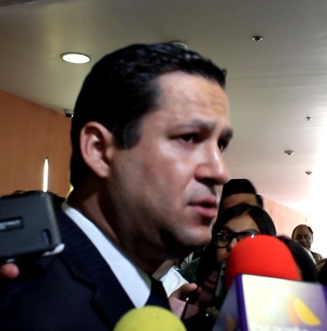 Pruebas de control de confianza y declaraciones patrimoniales en elecciones para frenar paso al narco: gobernador