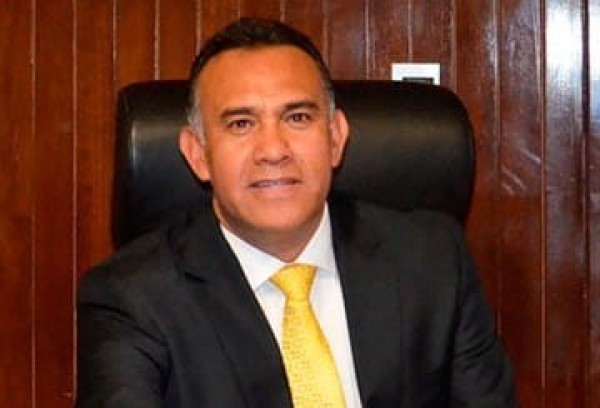 Investigan a tres exalcaldes y un edil en turno