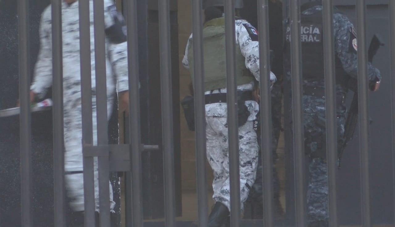 Elementos de la Guardia Nacional hacen de bodegas, su hogar