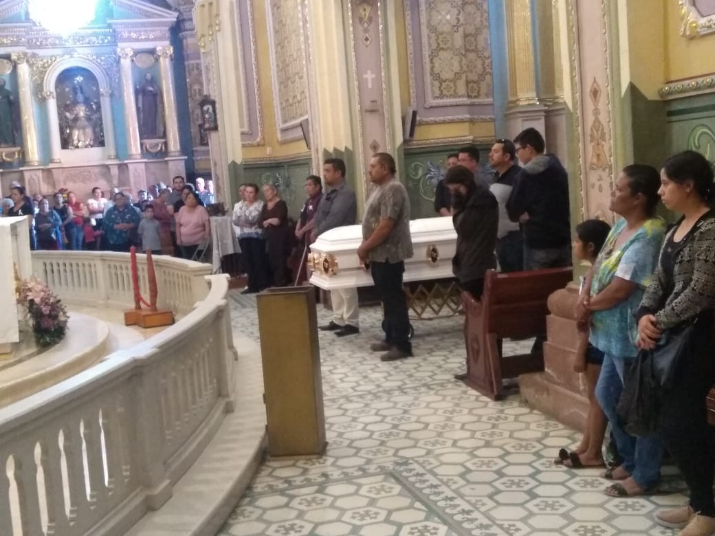 Dan último adiós a joven asesinado en asalto