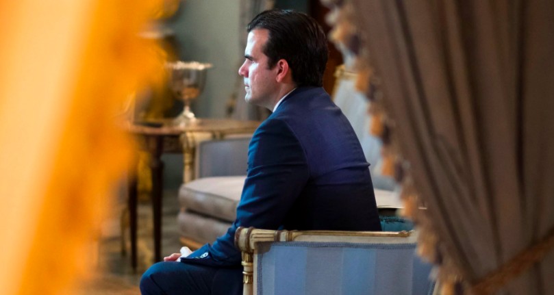 Tiran protestas en Puerto Rico a su gobernador por homófobo