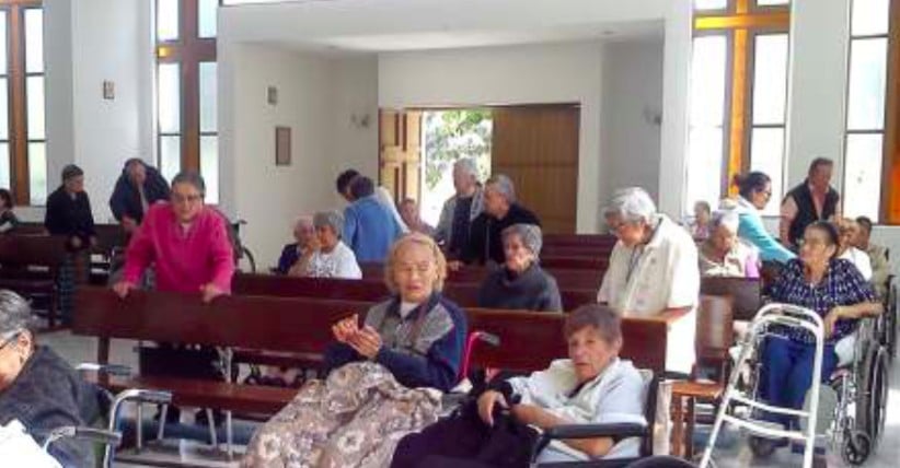 Promueven Voluntarias Vicentinas mejor calidad de vida para 60 abuelitas
