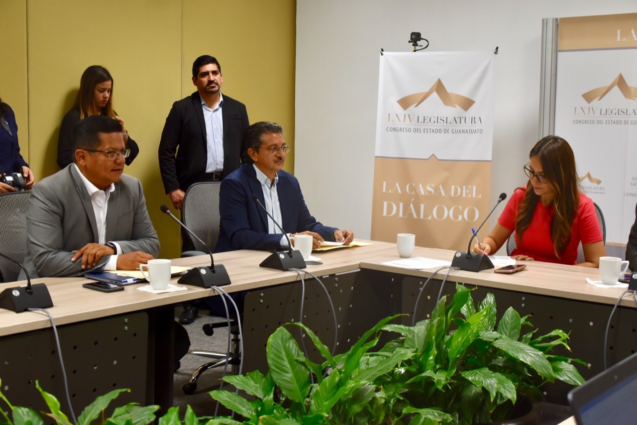 Apuesta Guanajuato a espacios de consulta para niños y adolescentes: Libia García