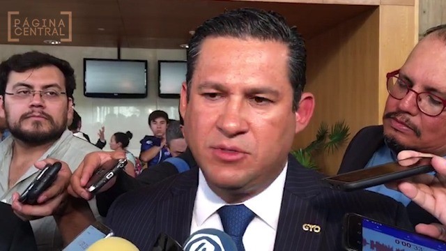 Continúa en revisión endeudamiento: Gobernador