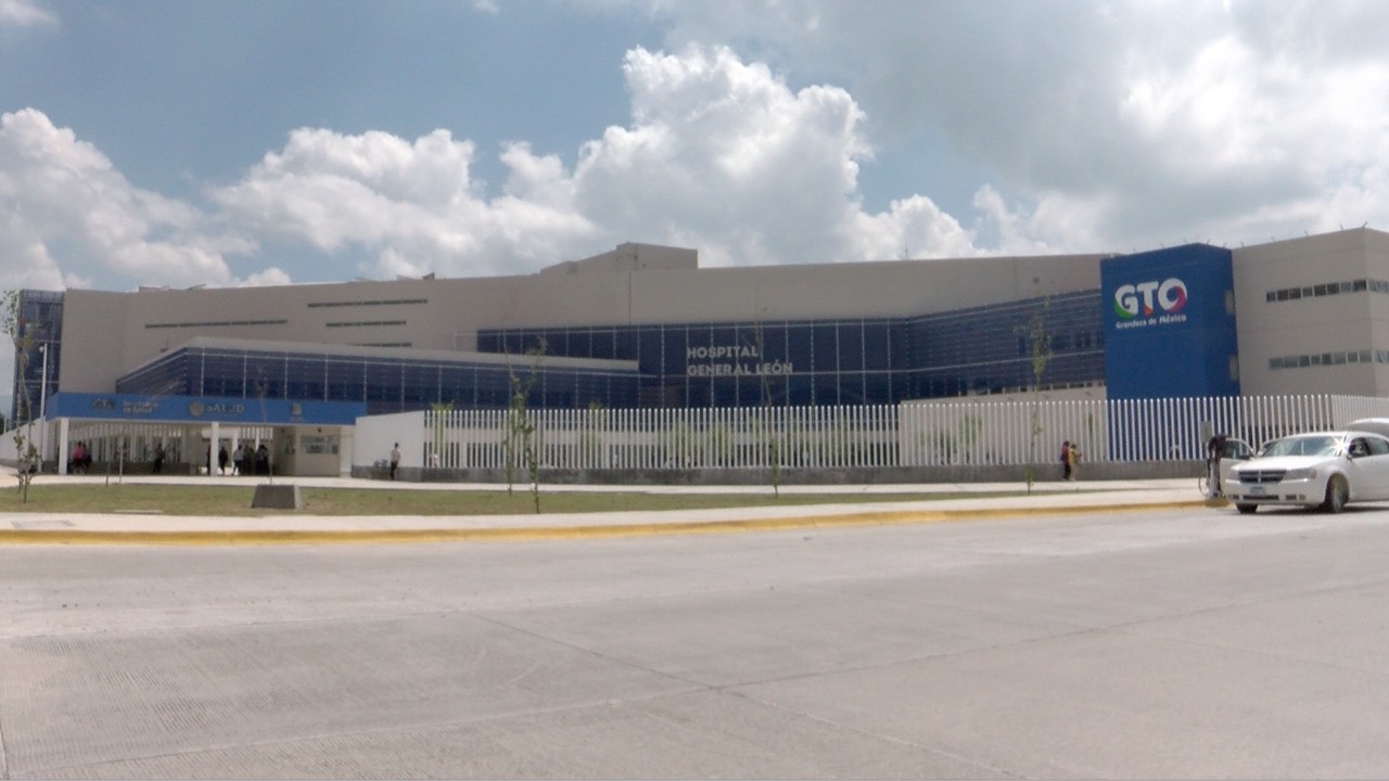 Insuficientes 5 mil vacunas para IMSS e ISSSTE: Daniel Díaz