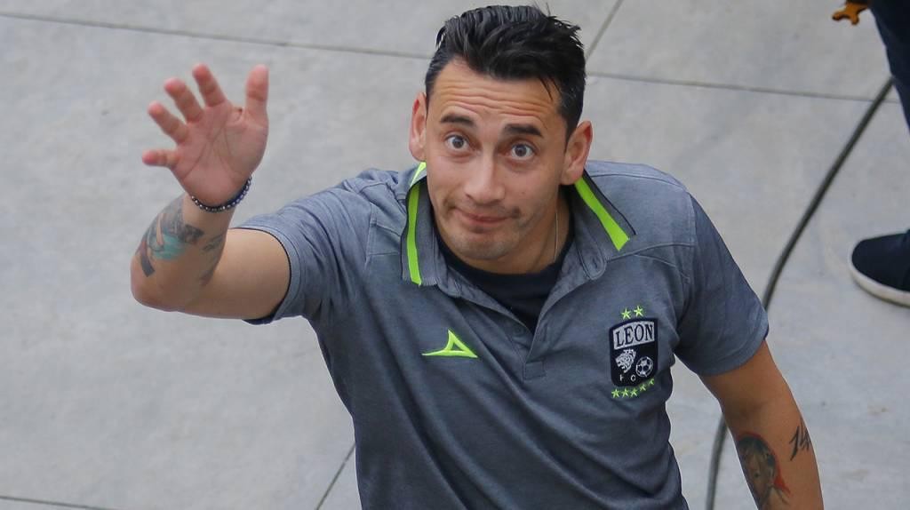 Sambueza abandona León por falta de minutos