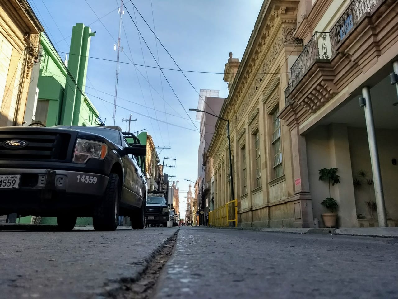 Prometen celeridad en obras de calle Juárez
