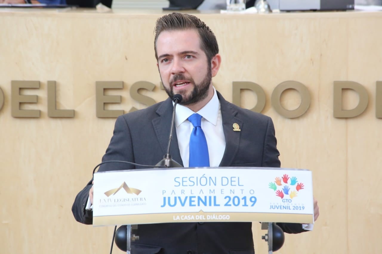 Se lleva a cabo el Parlamento Juvenil 2019 en Casa del Diálogo