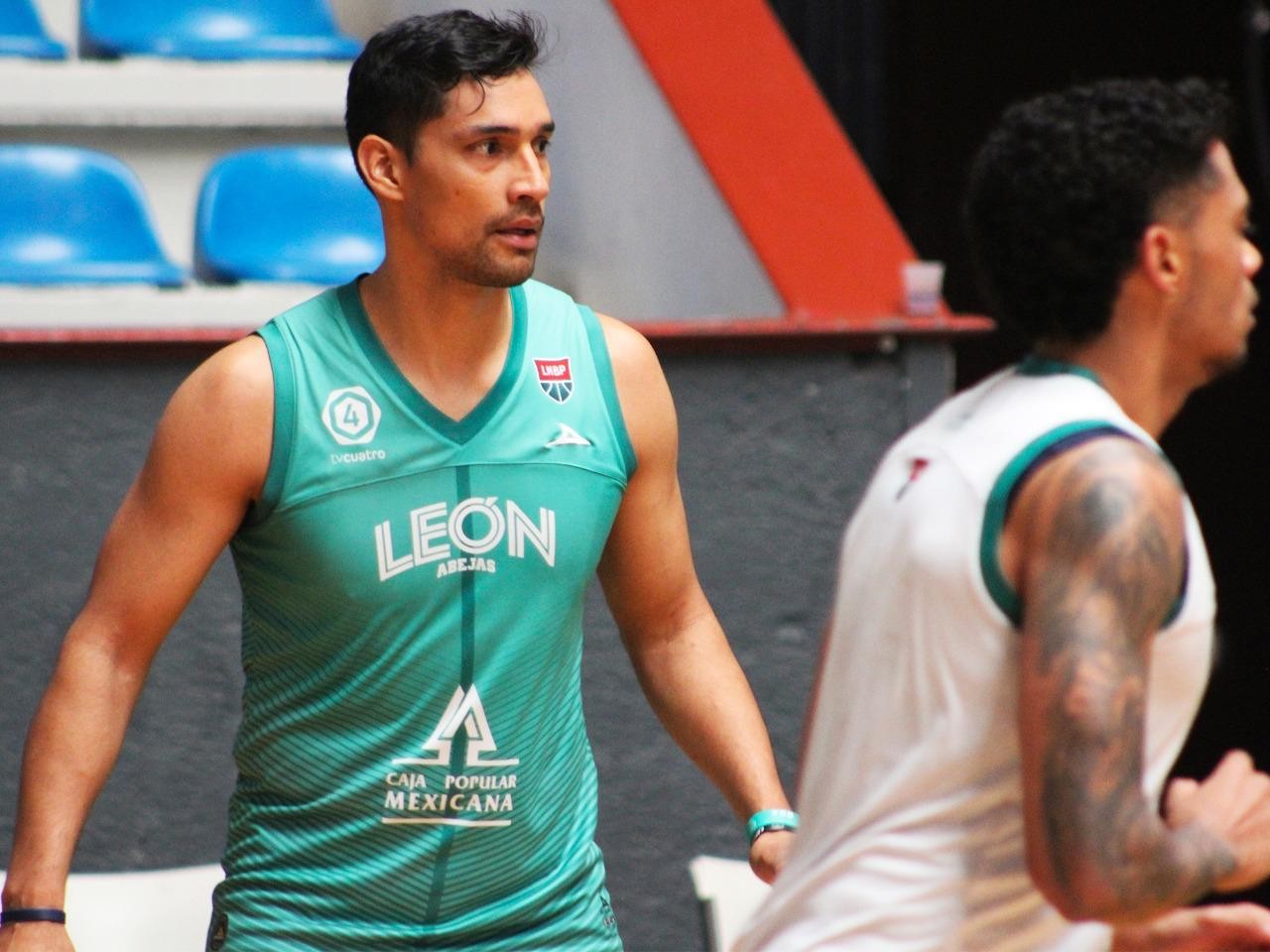 Abejas confirma regreso del ‘Show’ Esteva