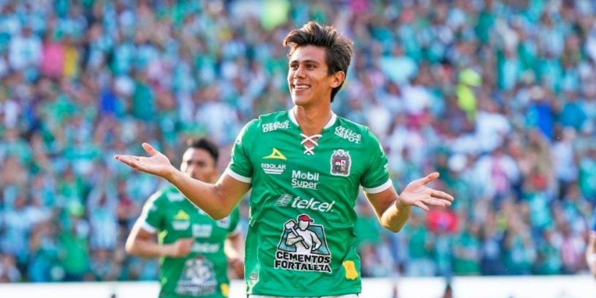 Macías y Godínez inician concentración con el Tri