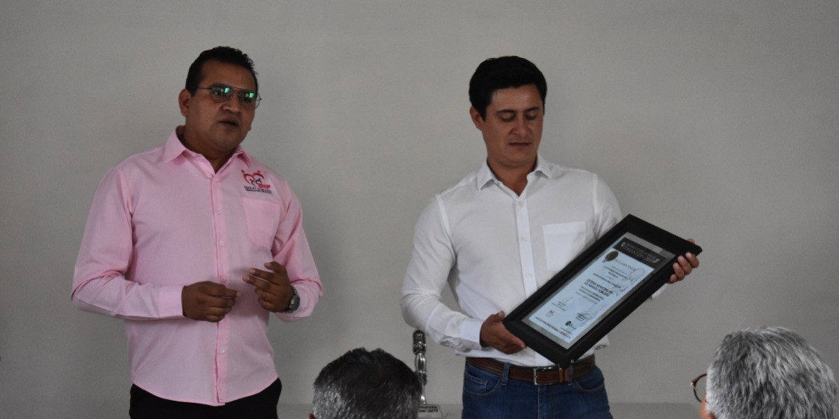 Entregan premio “Tonatzin” a DIF de Manuel Doblado