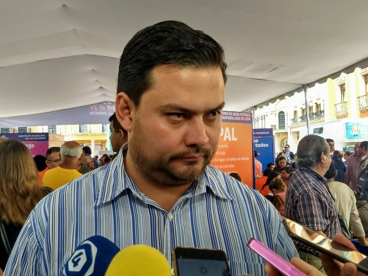 Corrige Policía protocolos contra comerciantes ambulantes en León 