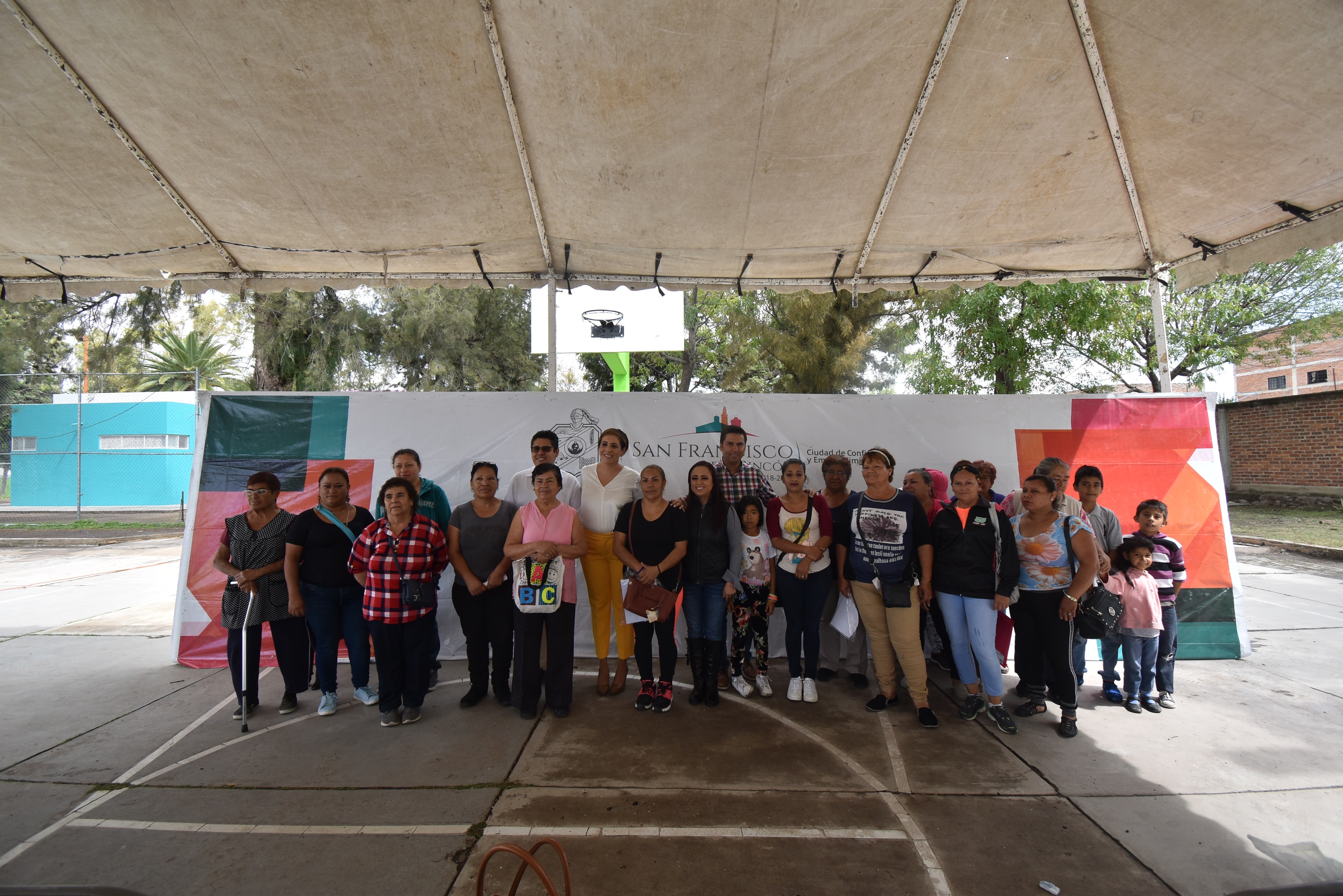 Apoyan a familias vulnerables con el programa Techos 2019