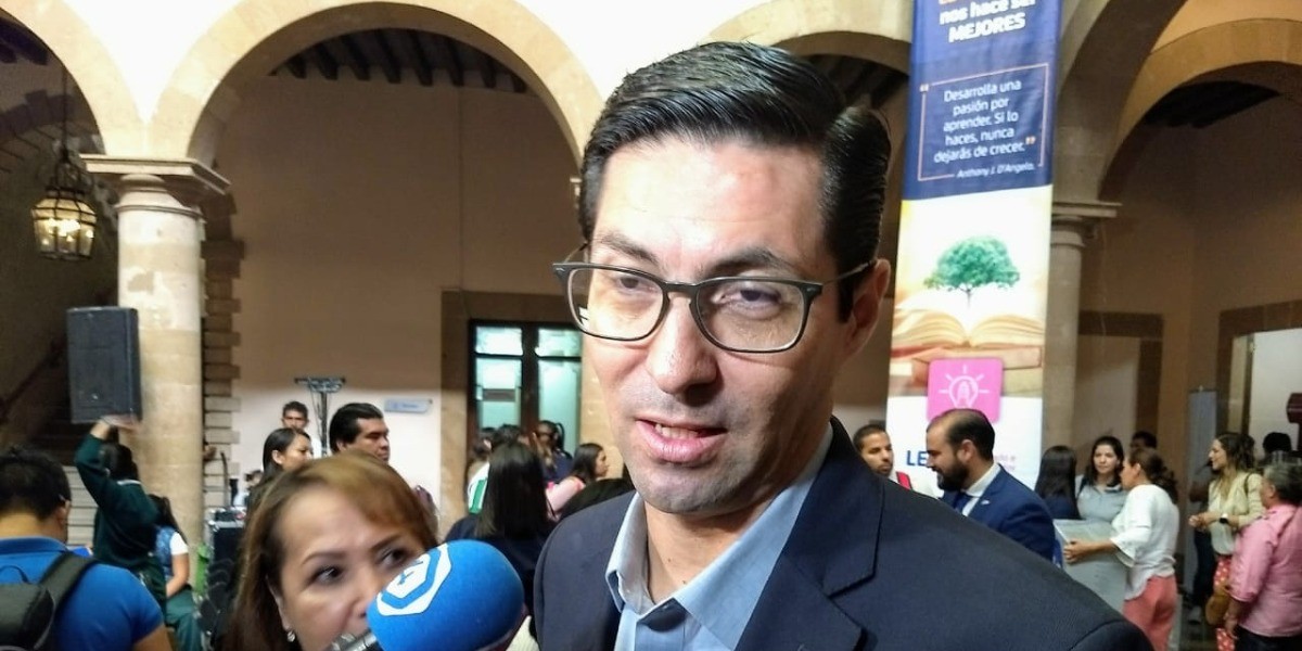 Falta 11% de libros de texto en escuelas de León