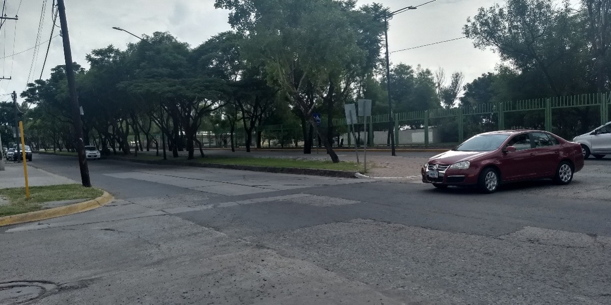 ¡Por fin! Repararán Paseo de Jerez y Venustiano Carranza