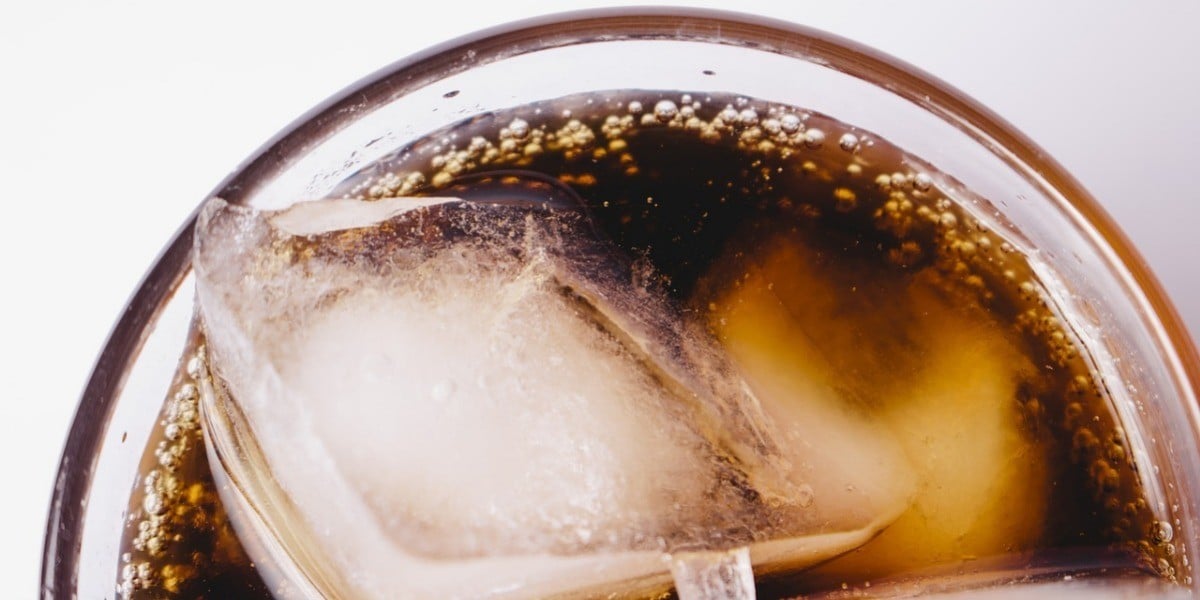 Si tomas dos vasos de refresco al día, ¡estás en riesgo!