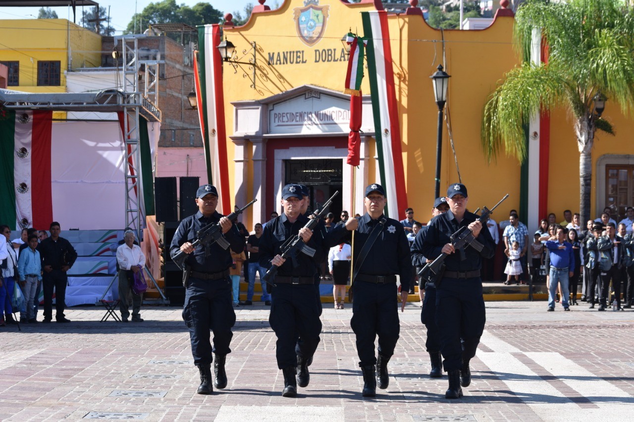 Conmemoran Independencia con desfiles en pueblos del Rincón