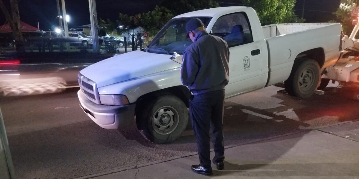 Inhabilitarían a funcionario por conducir ebrio unidad oficial