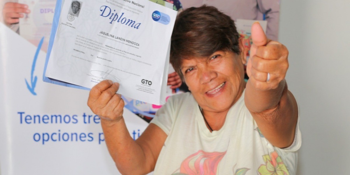 Concluyen más de 3 mil celayenses estudios con Inaeba