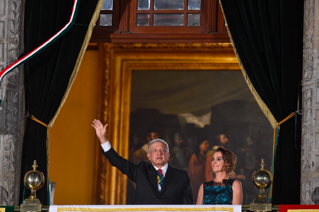 Despiden a funcionario que insultó a esposa de AMLO