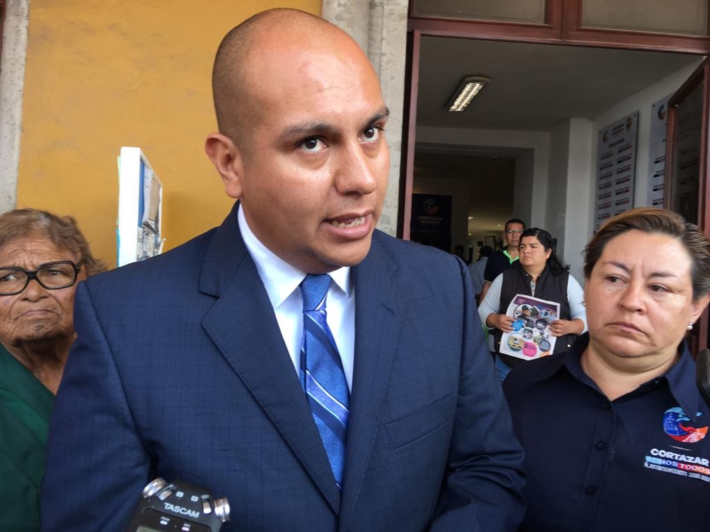 Anuncia Ariel Corona construcción de puente de la UPG