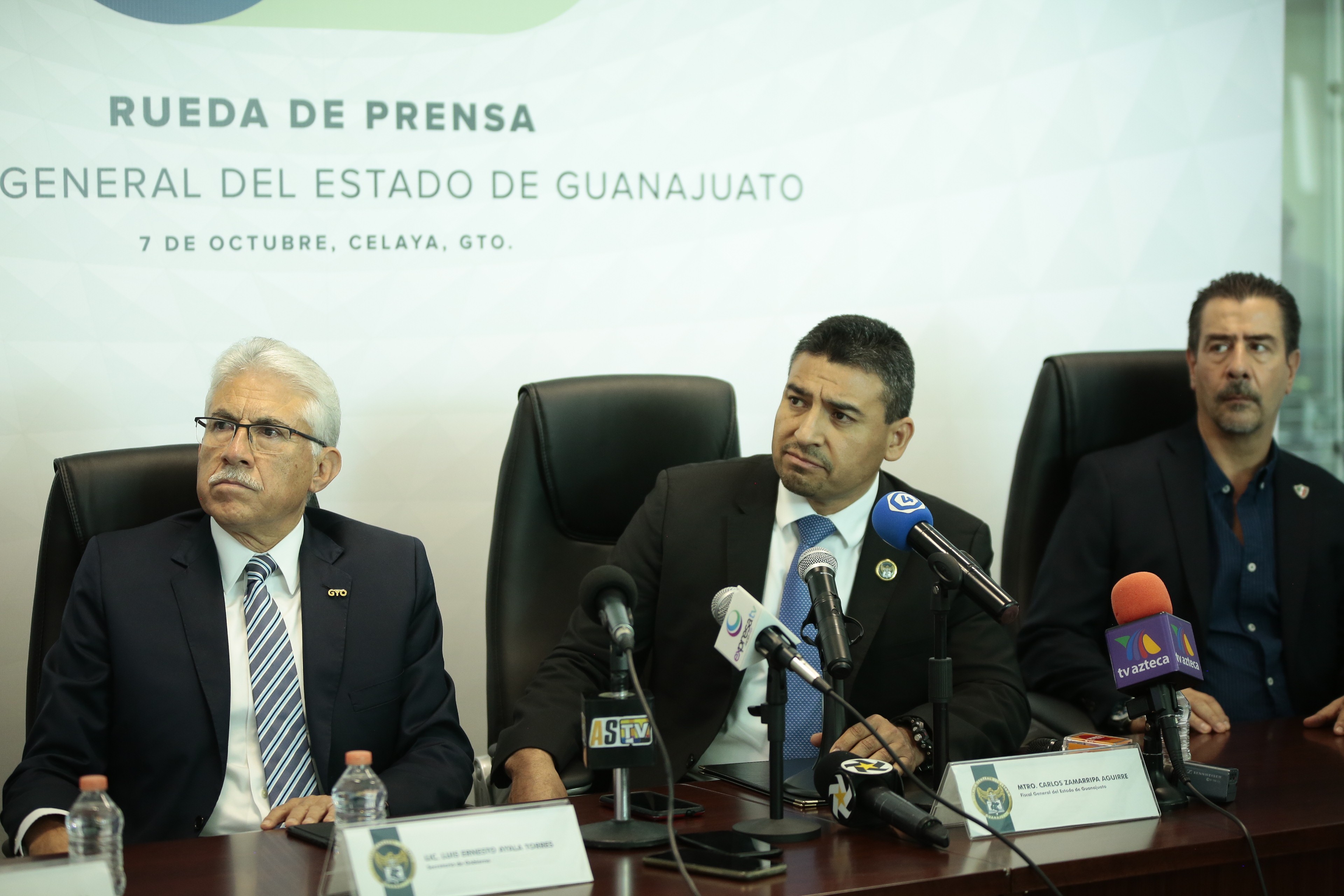 Cortazar confirma colaboración con las investigaciones de la Fiscalía