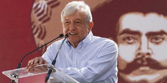 Aprueban ley para que nadie gane más que AMLO