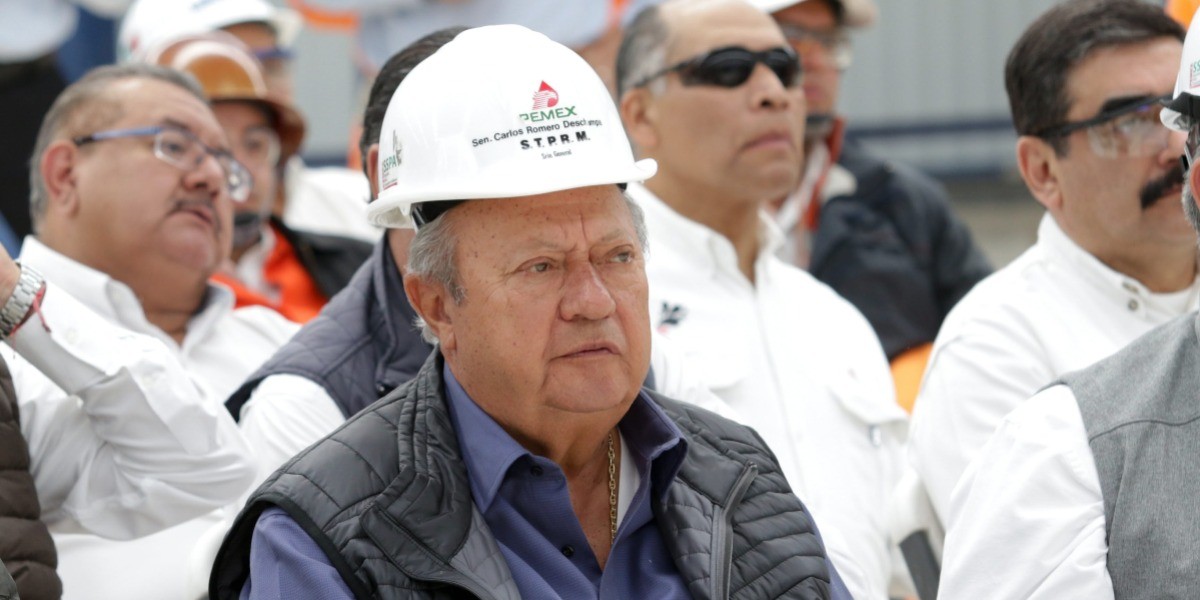 Renuncia Romero Deschamps a sindicato petrolero