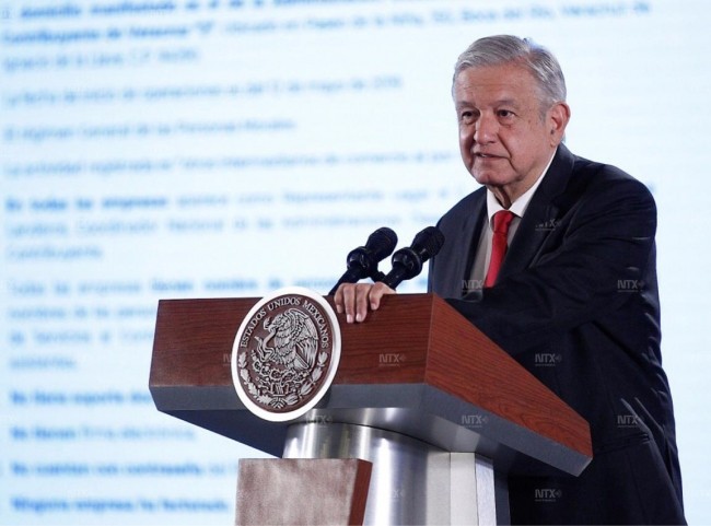 Condena AMLO a ‘metiches’ de otros países