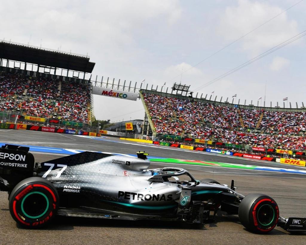 Penalización a Verstappen le da la pole del Gran Premio de México a Leclerc