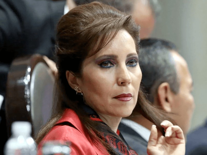 Sugiere Sheffield que en trienio de Bárbara se cobraron moches a cambio del Estadio León