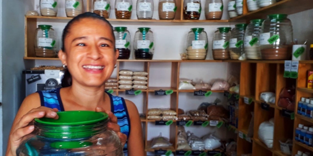 Viviendo con el enemigo