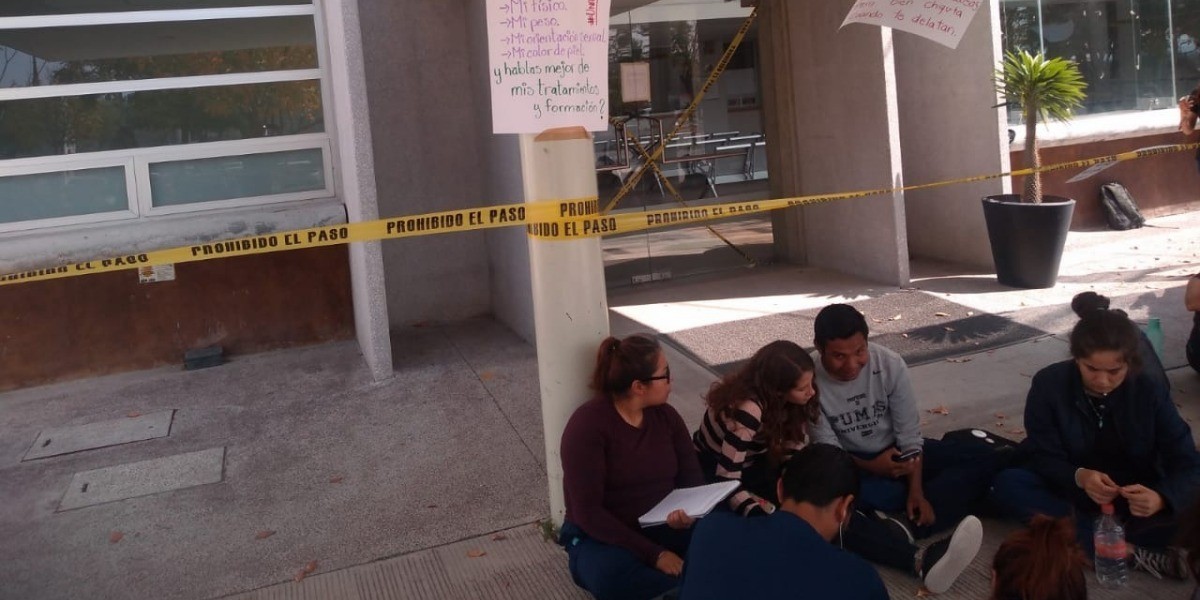 Cierran alumnas clínicas en ENES UNAM por caso de acoso