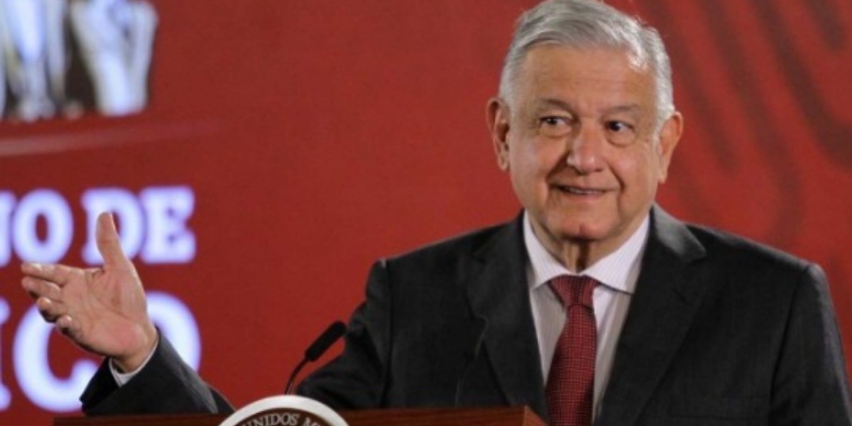 Presume López Obrador top de logros en su primer año en Presidencia