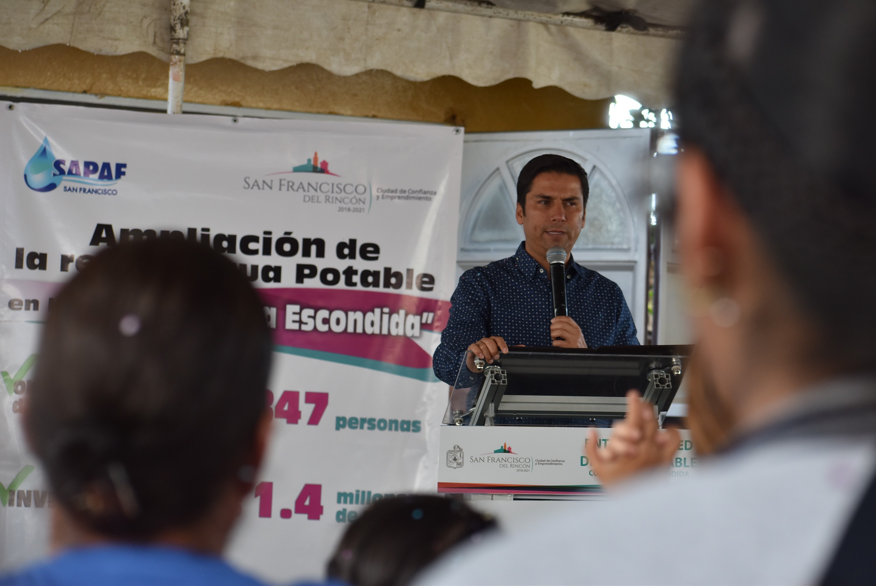 Realizan trabajos de red de agua potable en San Pancho