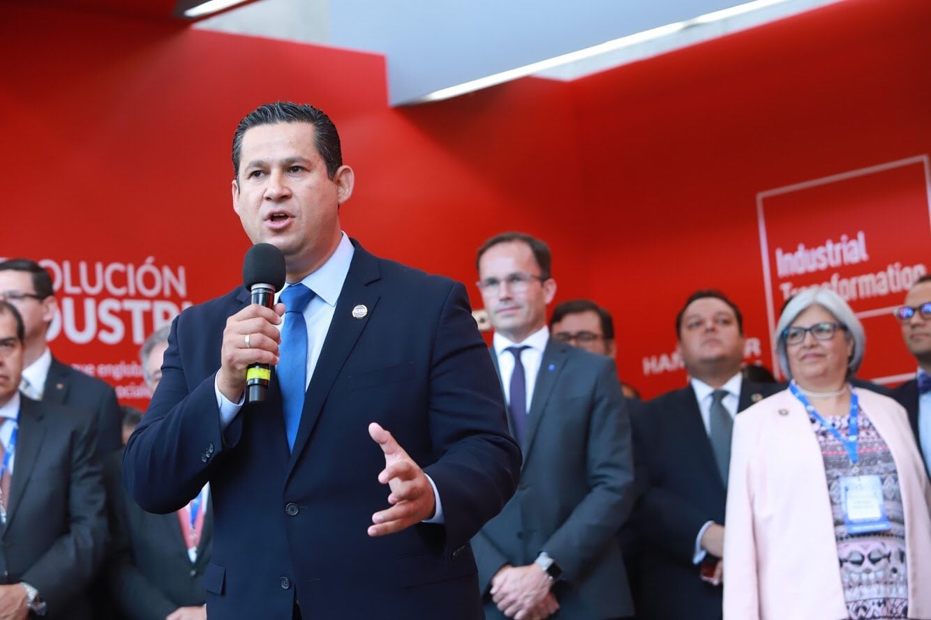 Ubican a Diego Sinhue como el tercer mejor ‘góber’ del país