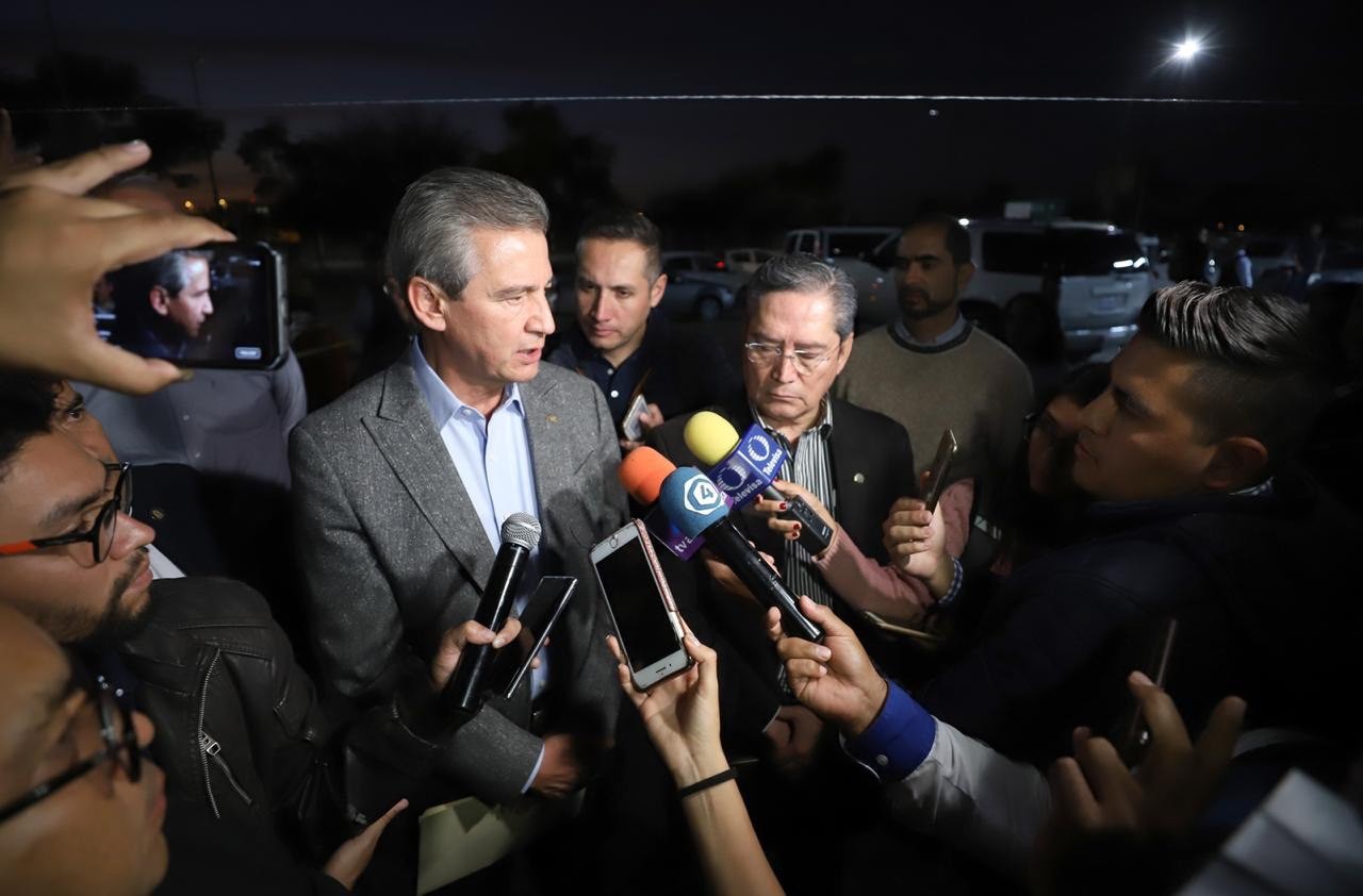 Huelguistas de UG León desairan a alcalde y rector