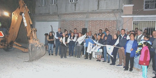 Comienza pavimentación de calle Lerdo de Tejada