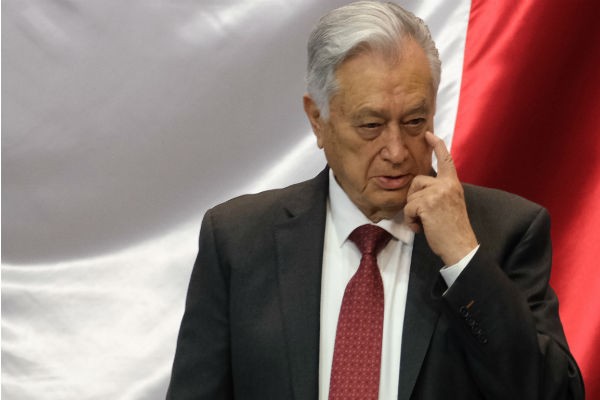 SFP declara inocente a Bartlett