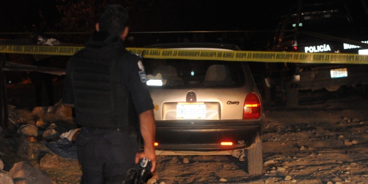 Asesinan a puñaladas a joven en Los Castillos