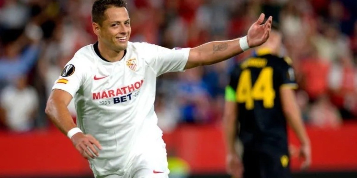 ‘Chicharito’ entra en primera convocatoria del año con Sevilla