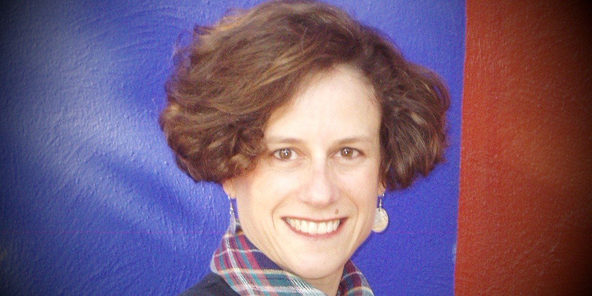 Madre de Denise Dresser es víctima de extorsión