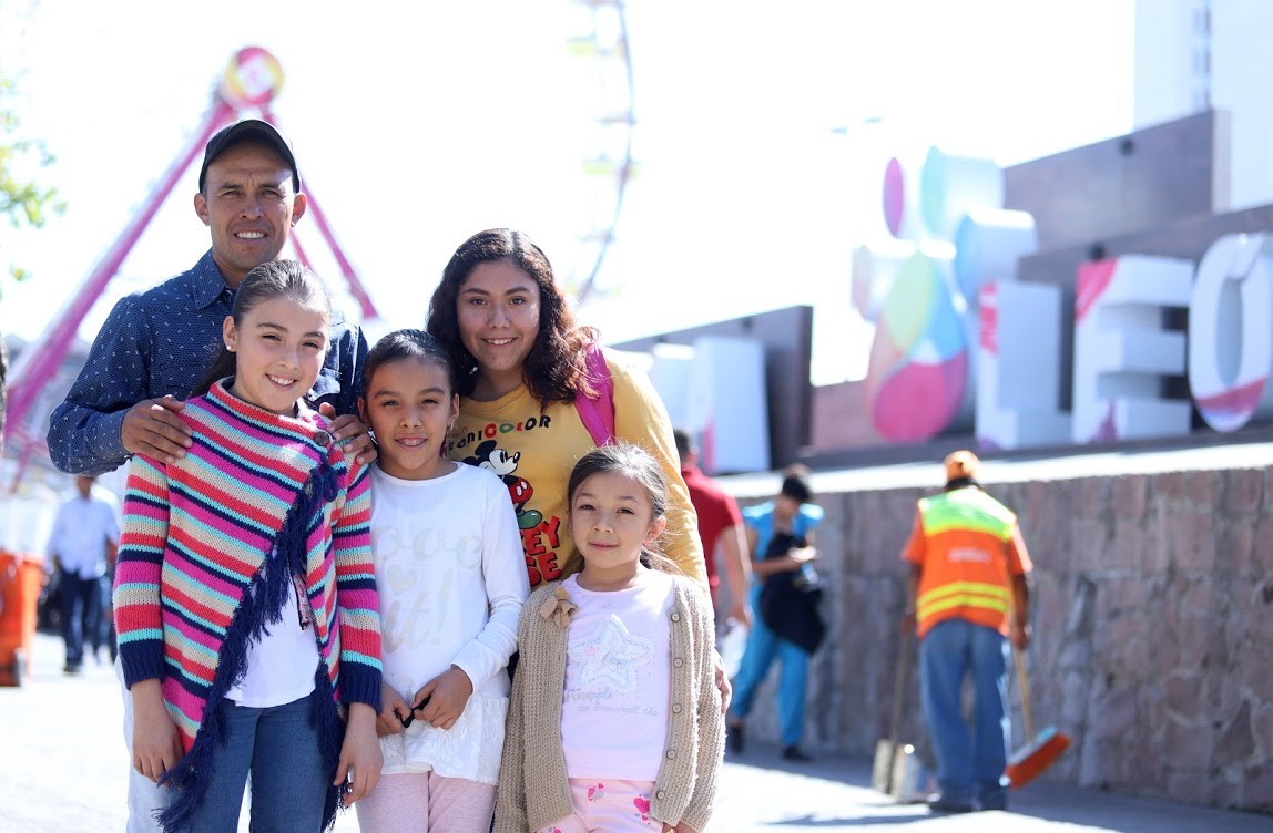 Disfrutan leoneses primer fin de semana de la Feria 2020