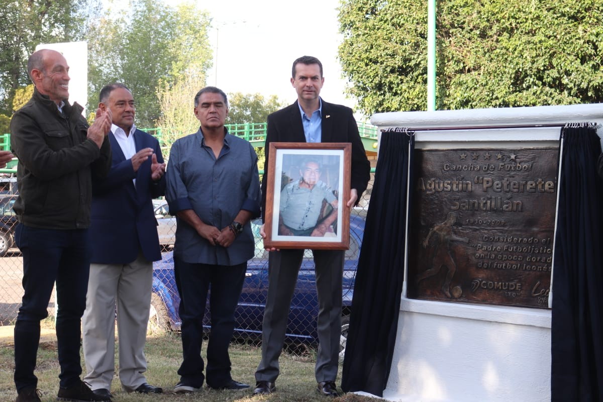 Reciben certificación Promude en Aniversario de Deportiva EFM